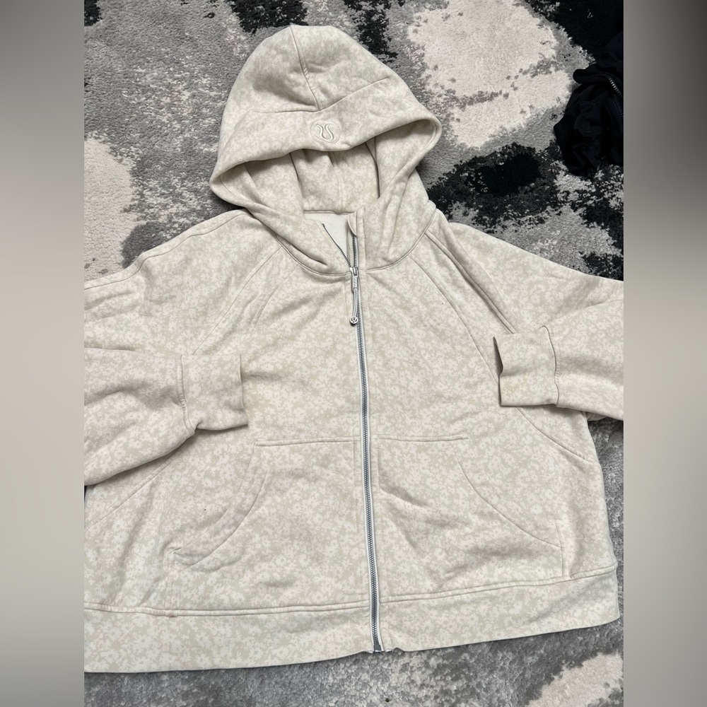 Lululemon Scuba